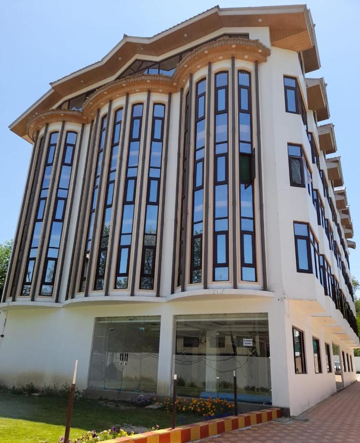 Hotel Zoon Dabb Srinagar Airport Kashmir Kültér fotó