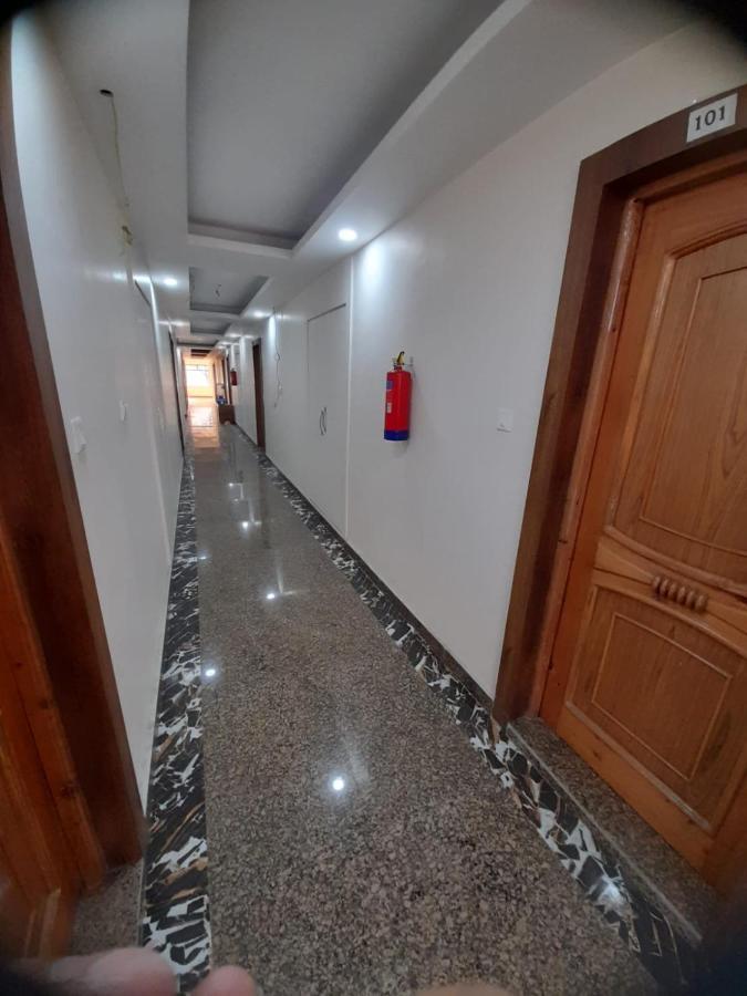 Hotel Zoon Dabb Srinagar Airport Kashmir Kültér fotó