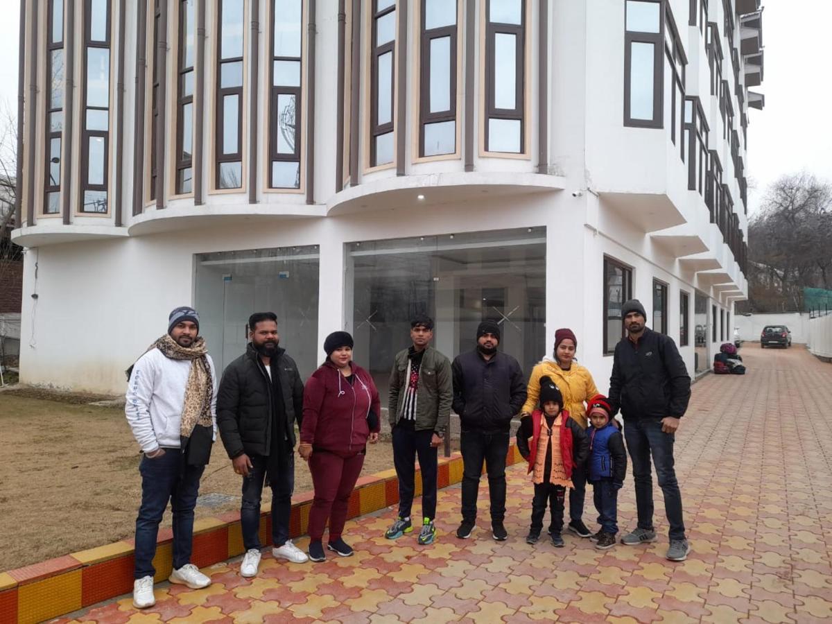 Hotel Zoon Dabb Srinagar Airport Kashmir Kültér fotó