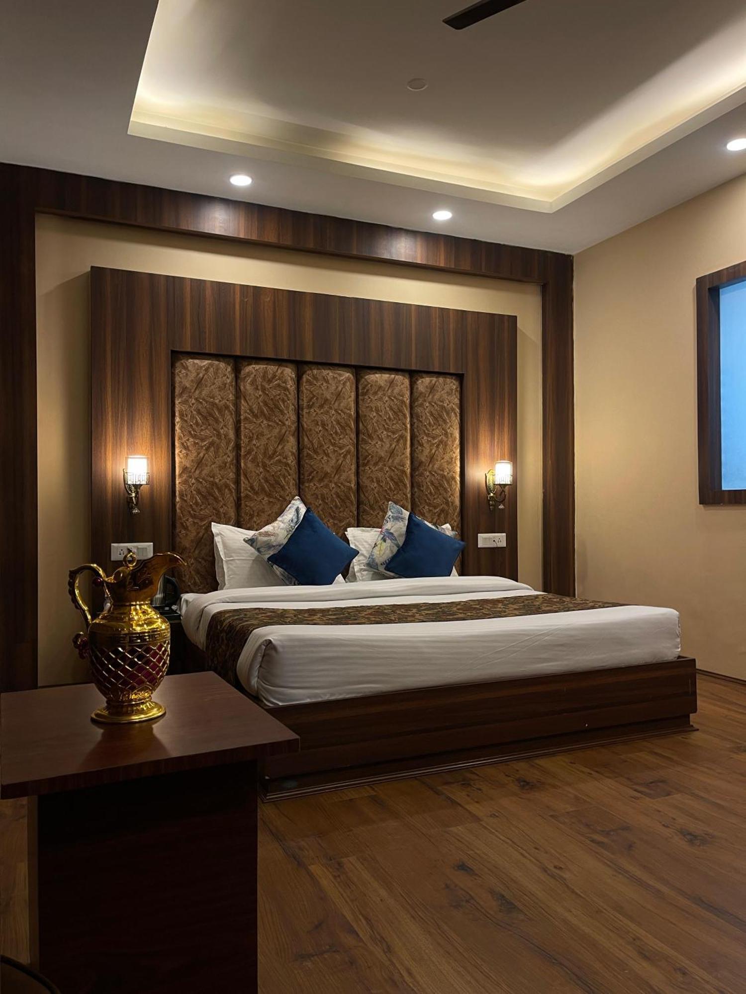 Hotel Zoon Dabb Srinagar Airport Kashmir Kültér fotó