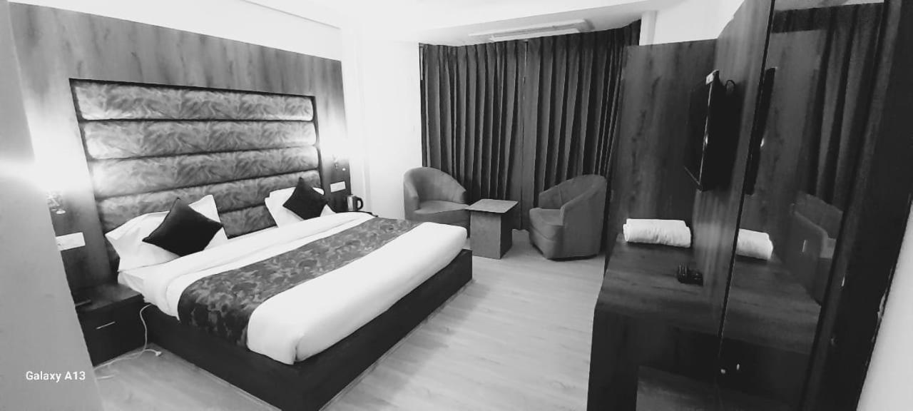 Hotel Zoon Dabb Srinagar Airport Kashmir Kültér fotó